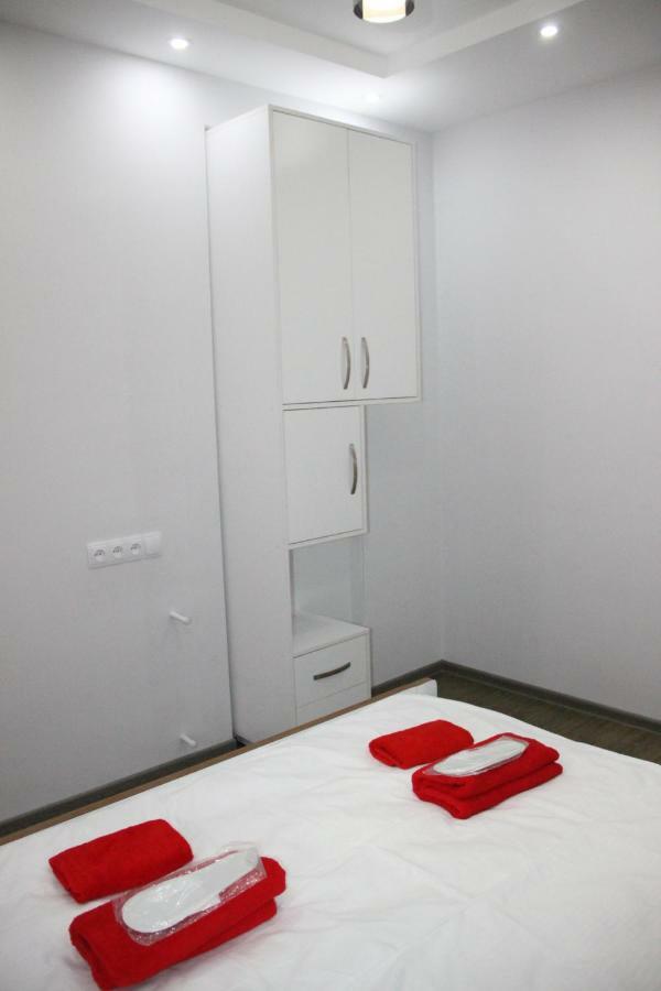 A Rioni Hotel Koetaisi Buitenkant foto