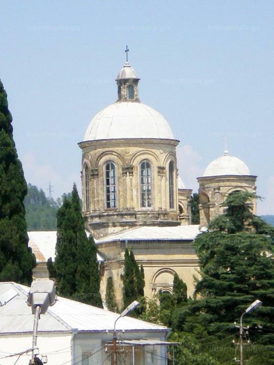 A Rioni Hotel Koetaisi Buitenkant foto